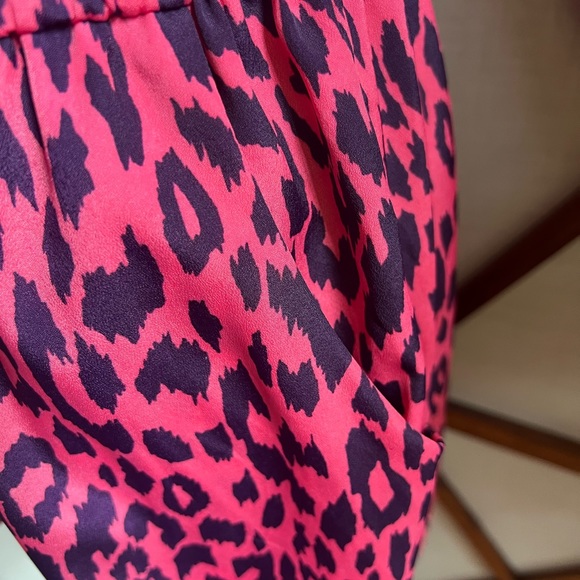 ‘BeBop’ Leopard 🐆 Dress
size Large - Picture 13 of 16